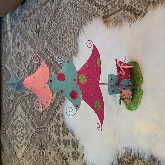 🎅Colorful Christmas Tree Statue - Picture 2 of 3